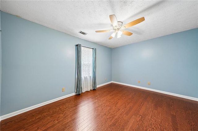 1184 Staples Drive SW, Lilburn, GA 30047