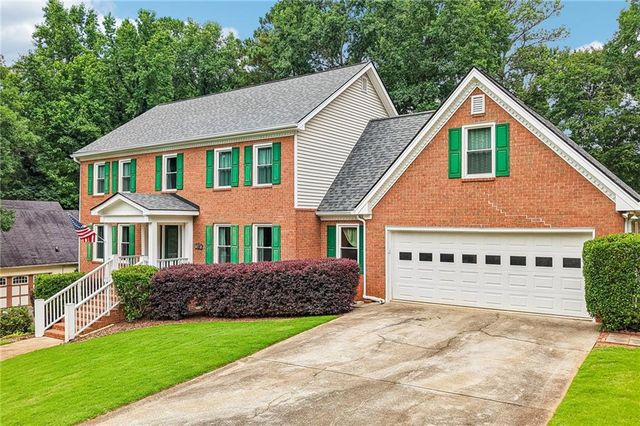 1184 Staples Drive SW, Lilburn, GA 30047