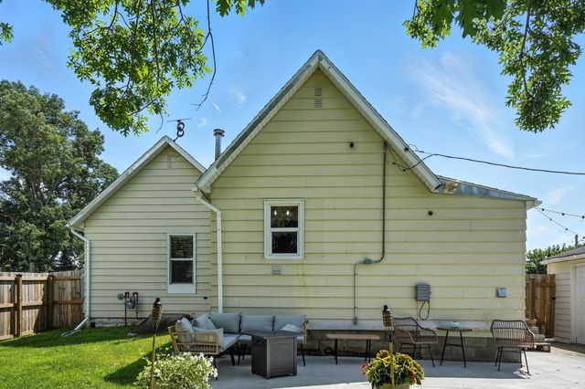 510 Maple Avenue, Woodward, IA 50276