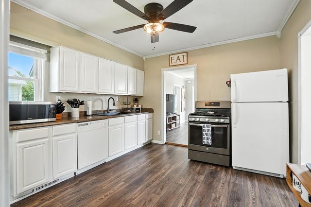 510 Maple Avenue, Woodward, IA 50276