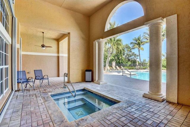 900 Scotia Drive 105, Hypoluxo, FL 33462