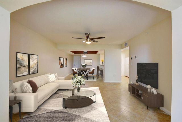 900 Scotia Drive 105, Hypoluxo, FL 33462