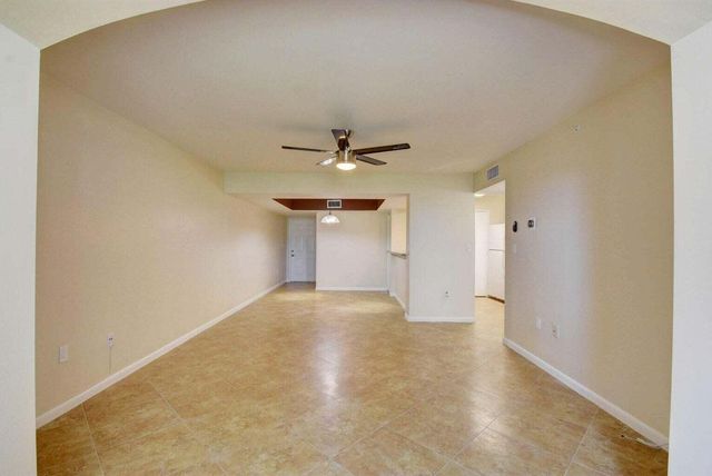 900 Scotia Drive 105, Hypoluxo, FL 33462