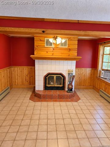 4140 Edgewood Street, Dearborn Heights, MI 48125