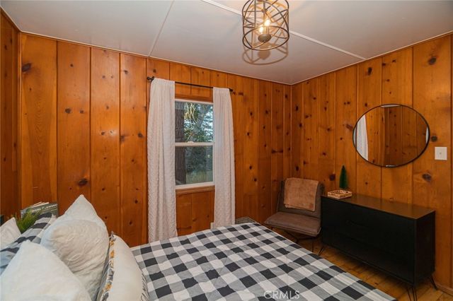 627 Rose Lane, Twin Peaks, CA 92391