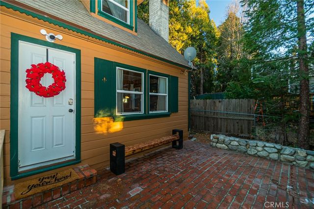 627 Rose Lane, Twin Peaks, CA 92391