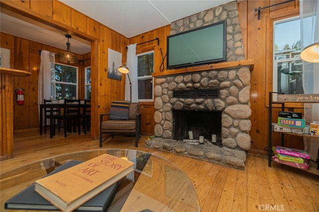 627 Rose Lane, Twin Peaks, CA 92391