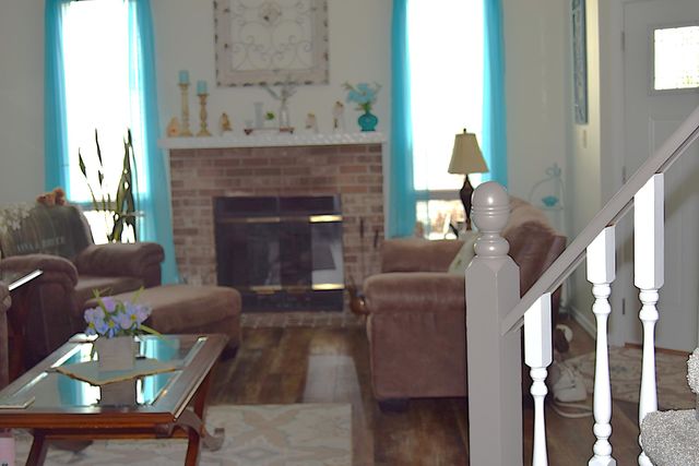 242 Bluegrass Drive, Schererville, IN 46375