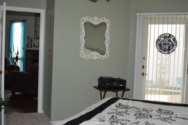 242 Bluegrass Drive, Schererville, IN 46375