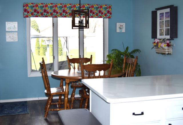 242 Bluegrass Drive, Schererville, IN 46375