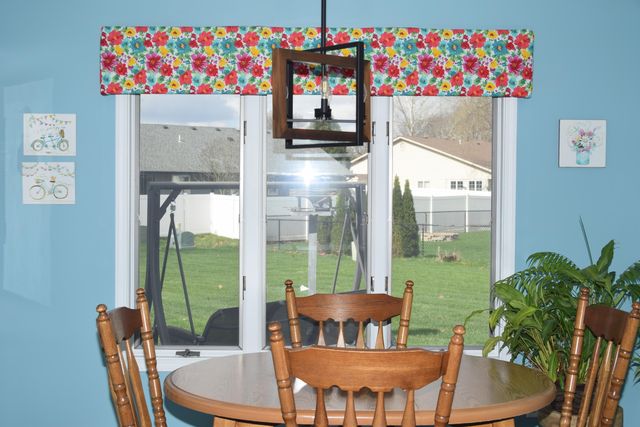 242 Bluegrass Drive, Schererville, IN 46375