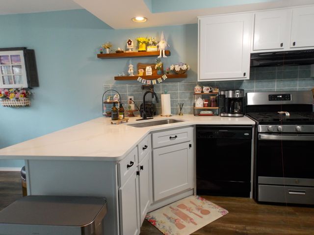 242 Bluegrass Drive, Schererville, IN 46375