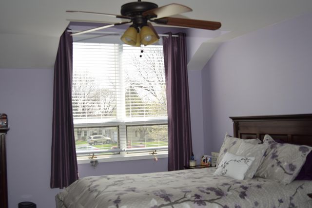 242 Bluegrass Drive, Schererville, IN 46375