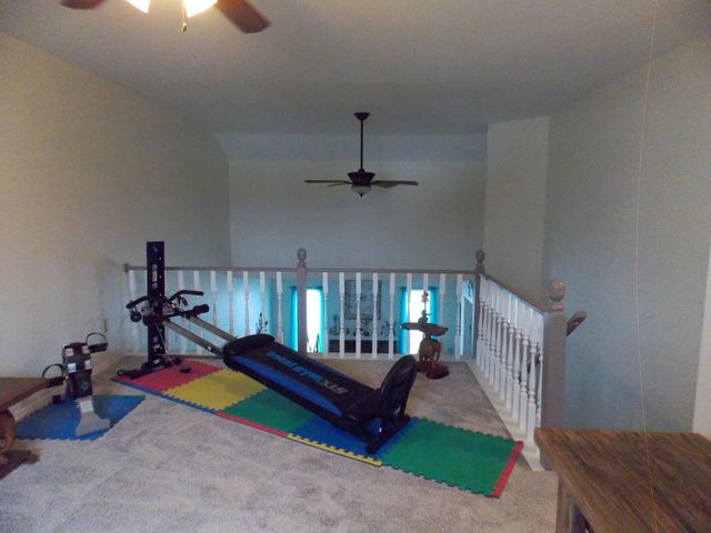 242 Bluegrass Drive, Schererville, IN 46375