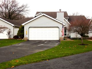 242 Bluegrass Drive, Schererville, IN 46375