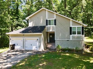 2692 Royal Oak Court, Acworth, GA 30102
