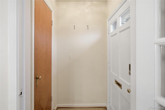 21270 Outer Drive, Dearborn, MI 48124