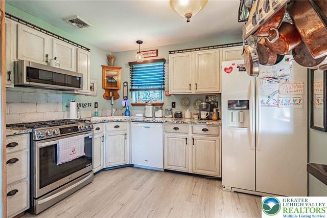 341 Lower Green Hill Road, Polk Twp, PA 18058