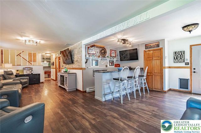 341 Lower Green Hill Road, Polk Twp, PA 18058