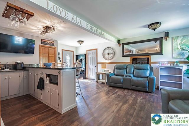 341 Lower Green Hill Road, Polk Twp, PA 18058