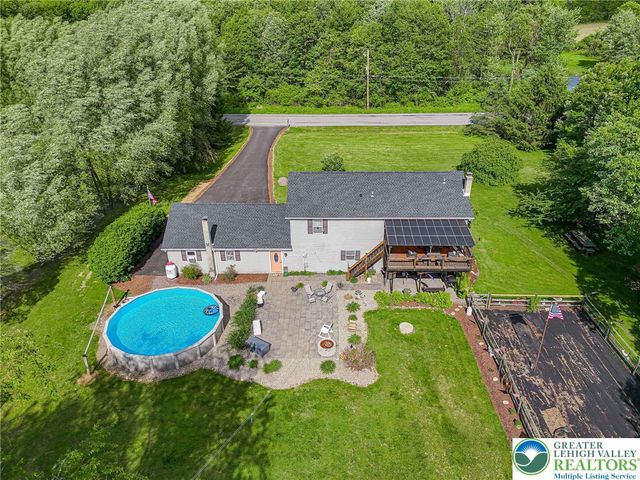 341 Lower Green Hill Road, Polk Twp, PA 18058
