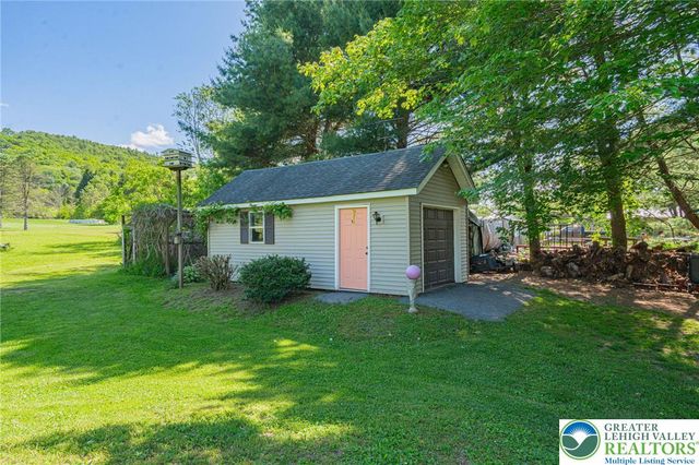 341 Lower Green Hill Road, Polk Twp, PA 18058