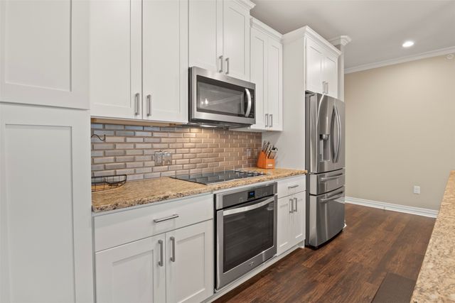 2500 King Arthur Boulevard 309, Lewisville, TX 75056