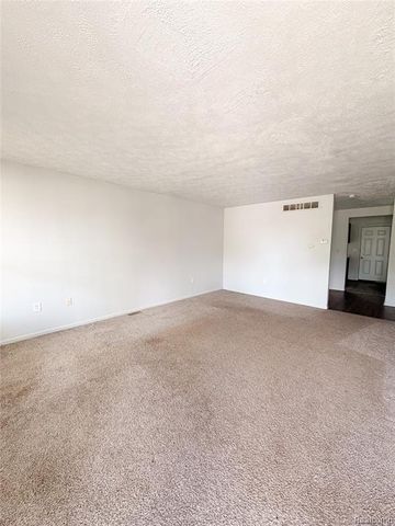 4487 French Road, Detroit, MI 48214