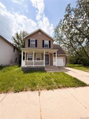 4487 French Road, Detroit, MI 48214