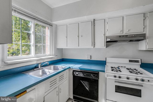 1119 BEVERLEY DR, Alexandria, VA 22302