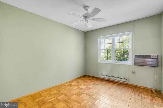 1119 BEVERLEY DR, Alexandria, VA 22302
