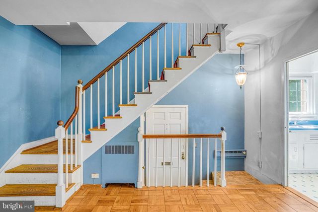 1119 BEVERLEY DR, Alexandria, VA 22302