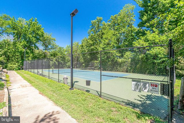 1119 BEVERLEY DR, Alexandria, VA 22302