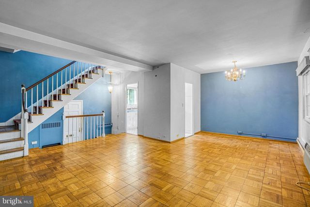 1119 BEVERLEY DR, Alexandria, VA 22302
