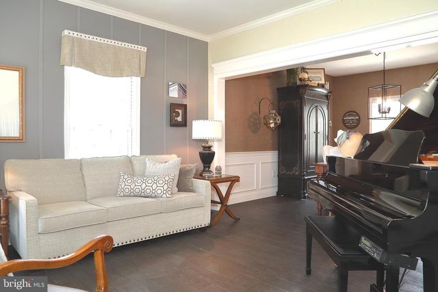 18 HARTFORD DR, Annville, PA 17003