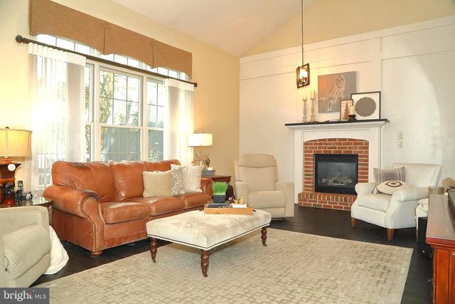 18 HARTFORD DR, Annville, PA 17003