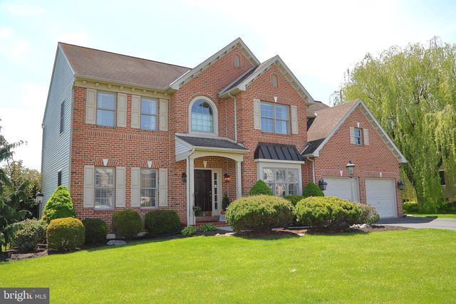 18 HARTFORD DR, Annville, PA 17003