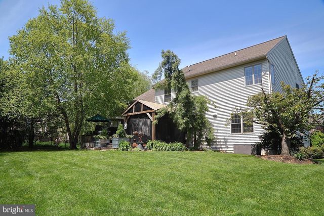 18 HARTFORD DR, Annville, PA 17003