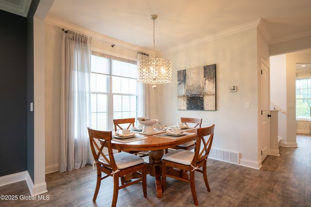 4 Windrow Way, Halfmoon, NY 12118