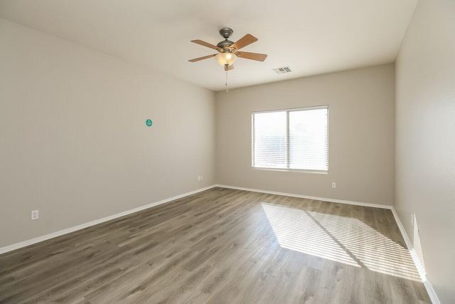 1733 E Silversmith Trail, San Tan Valley, AZ 85143