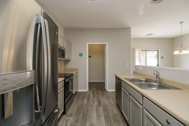 1733 E Silversmith Trail, San Tan Valley, AZ 85143