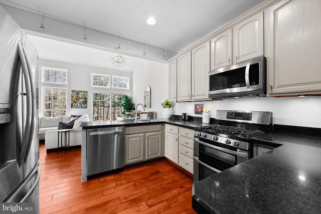 24 WRENTHAM DR, Medford, NJ 08055