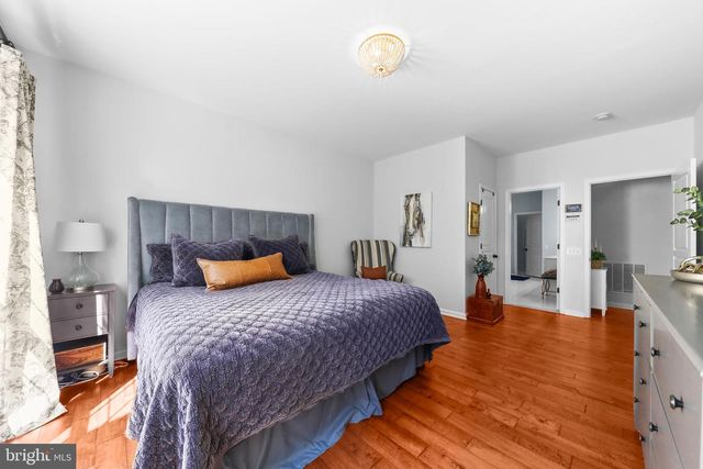 24 WRENTHAM DR, Medford, NJ 08055