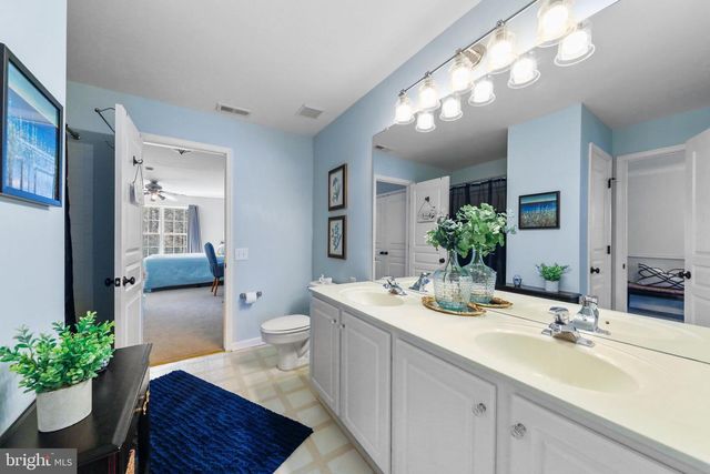 24 WRENTHAM DR, Medford, NJ 08055