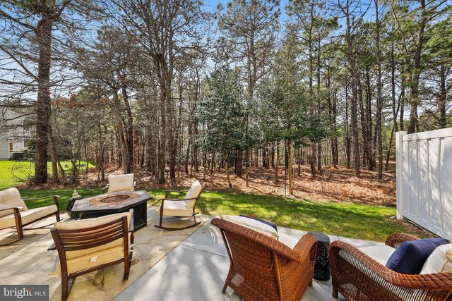 24 WRENTHAM DR, Medford, NJ 08055