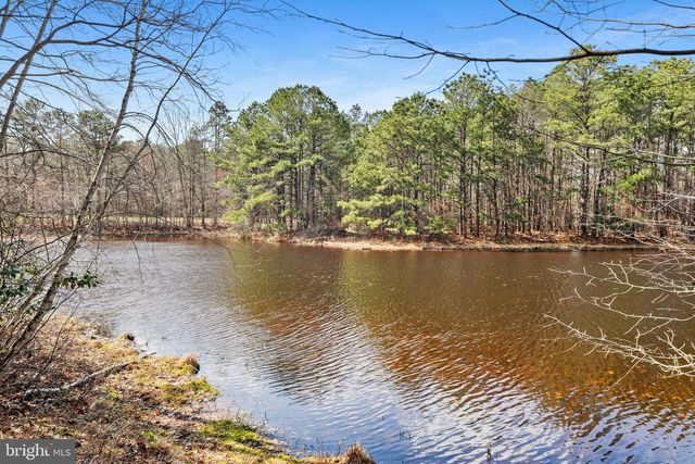 24 WRENTHAM DR, Medford, NJ 08055