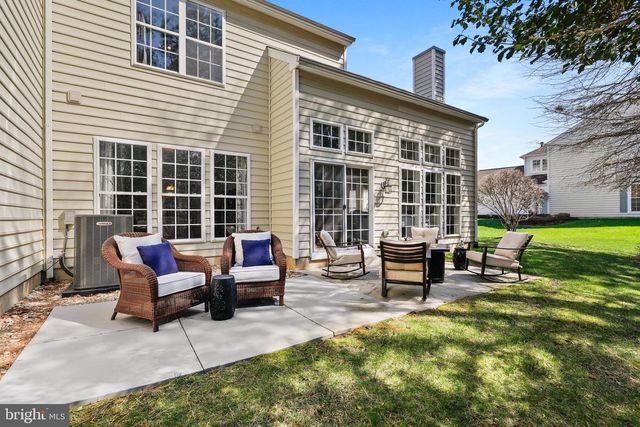 24 WRENTHAM DR, Medford, NJ 08055