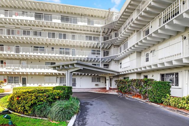 3500 S Ocean Boulevard 401, South Palm Beach, FL 33480