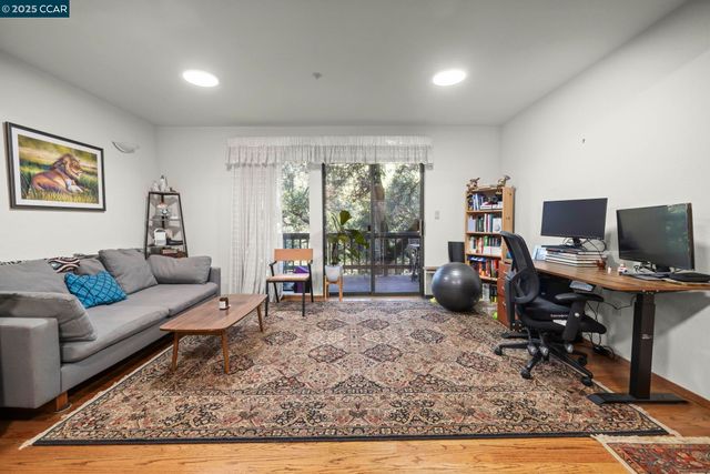 1383 Alvarado Rd, Berkeley, CA 94705