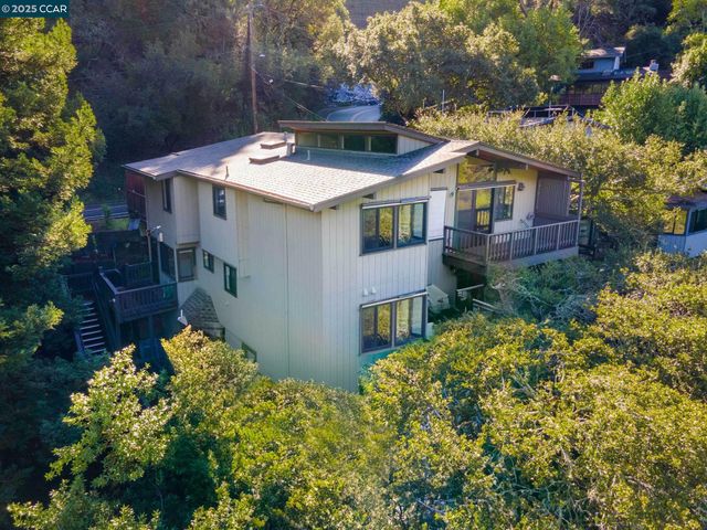 1383 Alvarado Rd, Berkeley, CA 94705